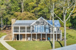 House (3 Bedrooms) | Interior - Dock + Panoramic Views: Guntersville Lake Retreat! (Scottsboro)