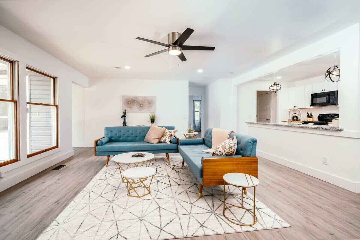 TV, fireplace, books, offices