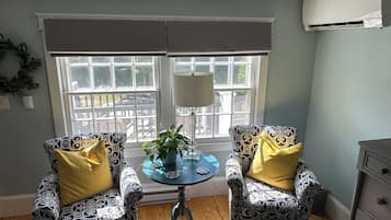Studio | Iron/ironing board, free WiFi