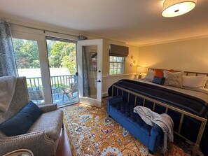 Deluxe Room, Balcony