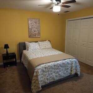 3 Schlafzimmer, Bügeleisen/Bügelbrett, WLAN, Bettwäsche