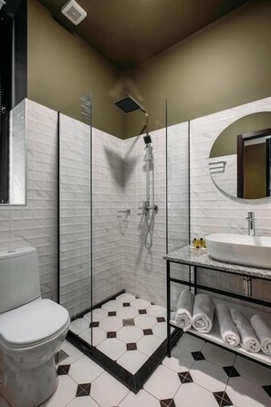 Bathroom - Marjan Aparthotel (Tbilisi)