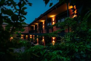 Exterior - Marjan Aparthotel (Tbilisi)