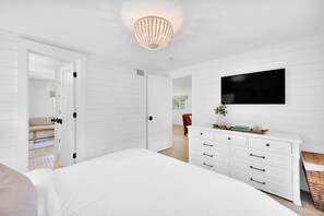 4 Schlafzimmer, Bügeleisen/Bügelbrett, WLAN, Bettwäsche