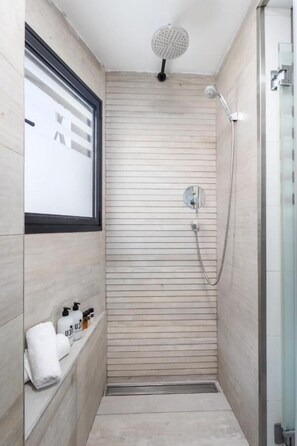 Deluxe-Apartment, Stadtblick | Badezimmer