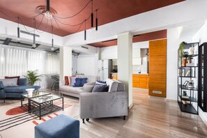 Deluxe-huoneisto, kaupunkinäköala | Oleskelualue