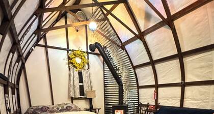 Cozy warm cottage in the woods