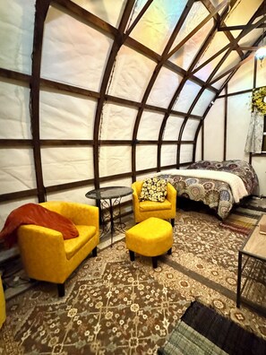 1 quarto, roupa de cama