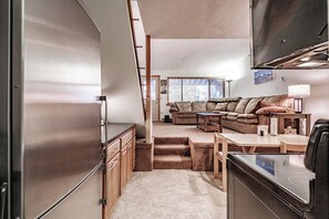 Fernseher, Kamin