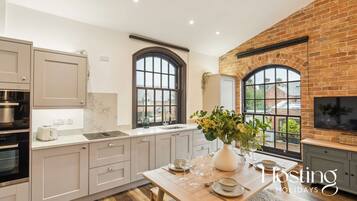 Apartment | 1 bedroom, Internet