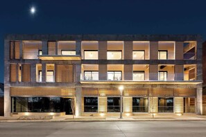 Exterior - Stylish Getaway w/ Balcony & Scenic Mountain Views (Denver)