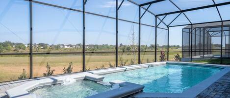 8 chambres, Internet