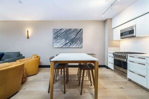 Interior - Modern & Family-Friendly Flat with Balcony Views! (Denver)