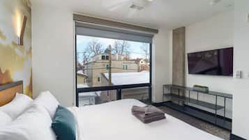 2 bedrooms, iron/ironing board, travel crib, WiFi