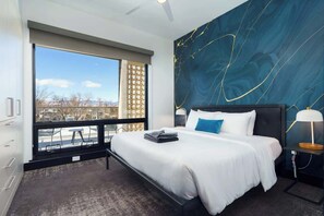 2 chambres, fer et planche à repasser, lit de bébé portatif, Wi-Fi