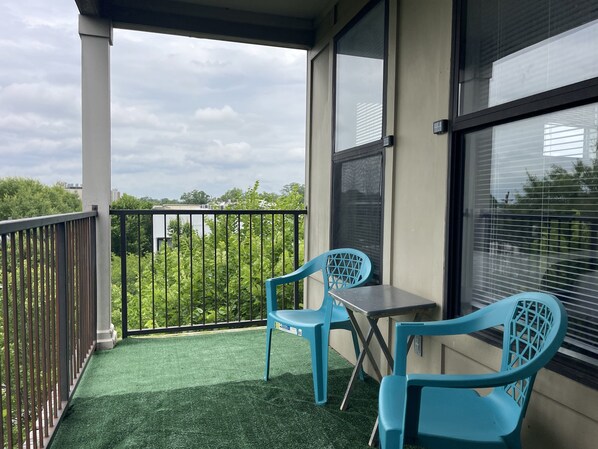 Condo, 2 Bedrooms | Property grounds