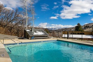 Leilighet, 3 soverom | Basseng