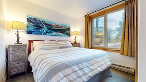 Condo, 2 Bedrooms | 2 bedrooms, iron/ironing board, free WiFi
