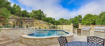 Luxury 6.5 acre Mansion | Heated Pool, Hot Tub, Game Room