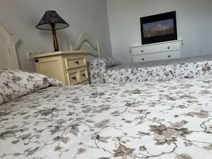 2 bedrooms, free WiFi, bed sheets