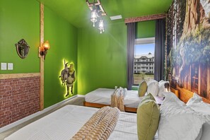 5 chambres, fer et planche à repasser, Wi-Fi, draps fournis