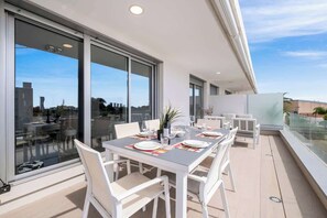 Outdoor dining - Cancelada Penthouse by Costarentals - Ref M37 (Estepona)
