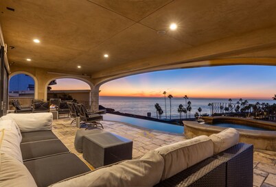 Luxury Ocean Bluff Villa