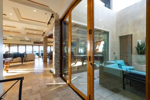 Interior - Luxury Ocean Bluff Villa (San Clemente)