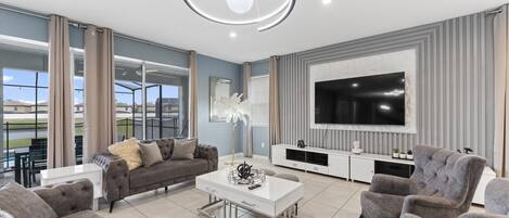 Smart TV, videojuegos, libros