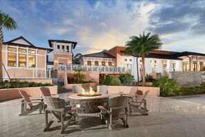 Terrace/patio - Disney - 9br - Sleeps 24 - Theatre/Arcade/Pool (kissimmee)