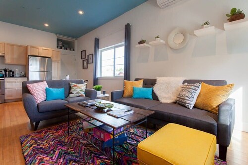 *On Alberta! Modern Artist Loft w/ Rooftop Views!*