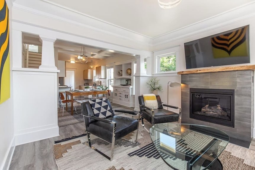 Modern, Sleek & Stylish: 2 Blocks From Hawthorne! - ポートランド, OR