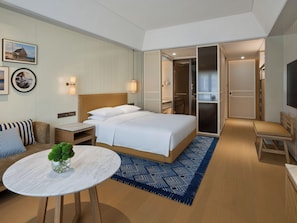 Kamer, 1 kingsize bed | Luxe beddengoed, donzen dekbedden, pillowtop-bedden, een minibar