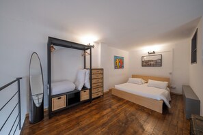 1 bedroom, iron/ironing board, WiFi, bed sheets