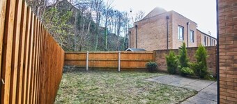 Stylish City Centre house - Parking & Garden