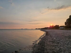 House | Water view - 6 Person Holiday Park Home in Middelfart (Middelfart)