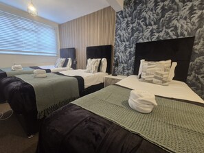 Unclassified image, 2 of 35, button