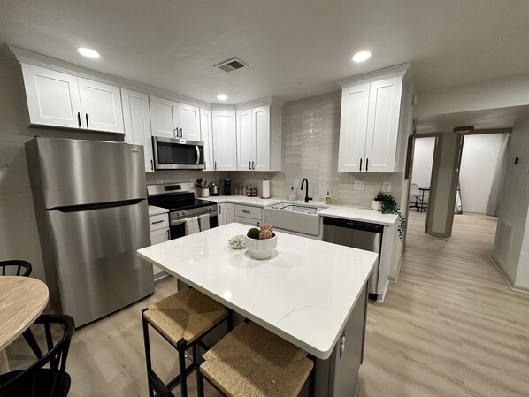 Microwave, oven, stovetop, dishwasher