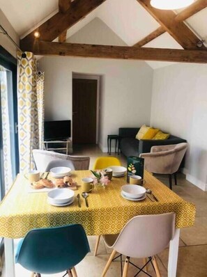 Dining - Barn Conversion with EV Charger (Purton Stoke, Swindon)