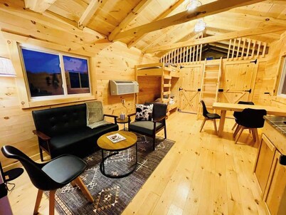 River Bluff Cabins | Cabin 1 | Private Hot Tub