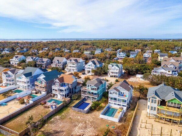 Exterior - Well-equipped oceanside home close to Nags Head Fishing Pier! (Nags Head)