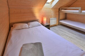 Casa | 3 habitaciones, muebles diferentes y ropa de cama