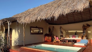 Laptop workspace - Ambatovaky lLdge (Tsiandamba)
