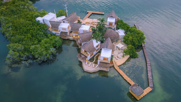 Private beach, white sand, snorkeling, kayaking