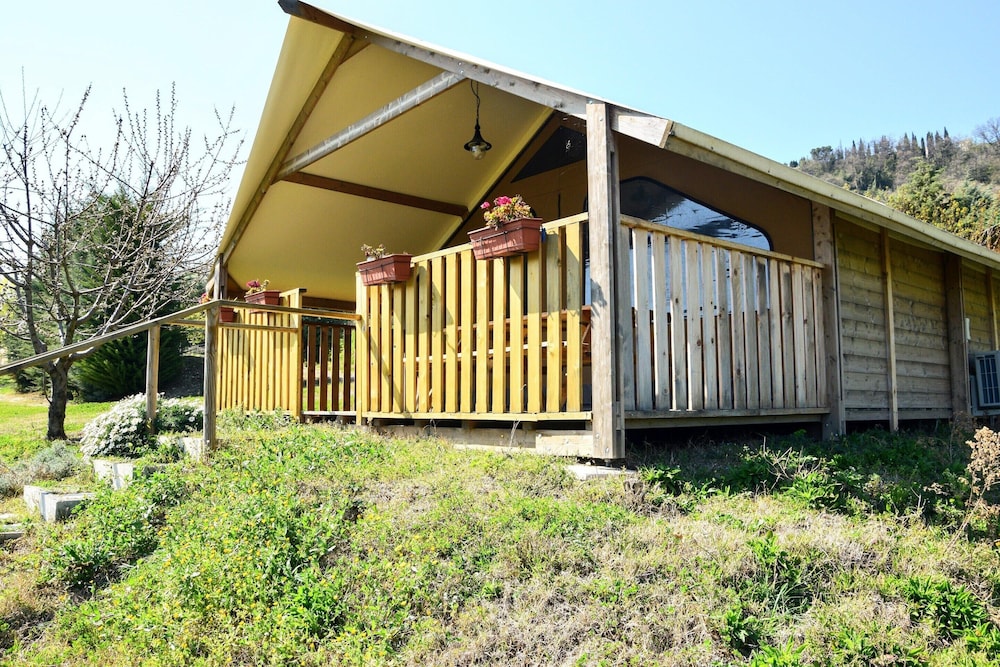 Glamping In Italy Near Adriatic Beaches - Marche