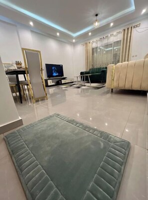 Interior - African Home VIP 1. Apartment- Pool (Douala)