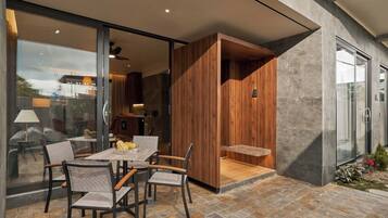 Terrace/patio