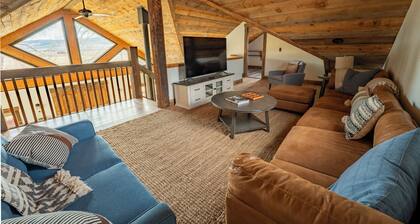 Bozeman Country Retreat ~ Big Sky Views