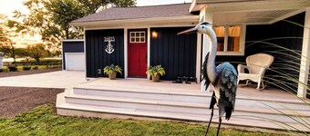Charming 2-bedroom cottage with WiFi, AC in Spring Lake