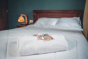 2 bedrooms, desk, iron/ironing board, free WiFi - "Cabaña Pradera Real - Nature, Mountains and Relaxation near Baños" (Baños de Agua Santa)